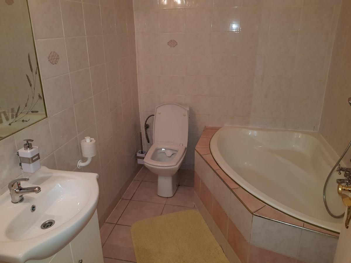Motel Kotva Ivanka pri Dunaji Exterior foto